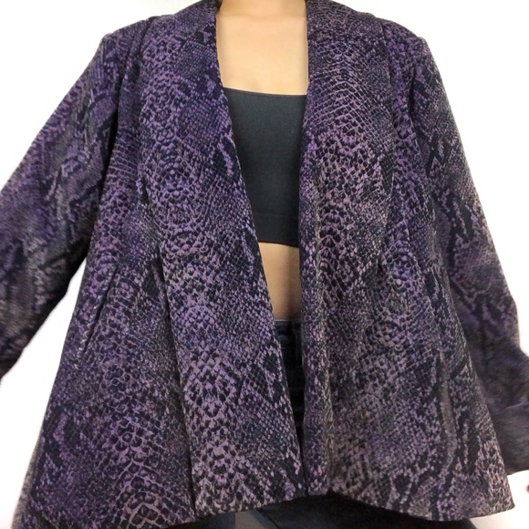 VINTAGE Purple Snakeskin Print Velvet Swing Coat - Picture 1 of 8